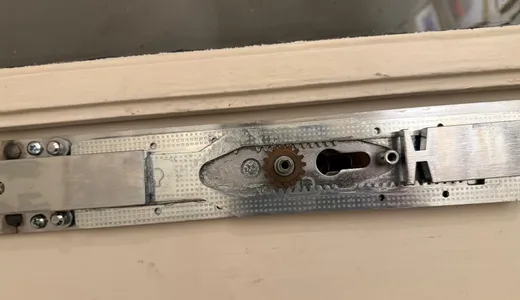 Balkenschloss einflügelig — Querriegelschloss Wien Fixpreis € 680 inkl. Montage